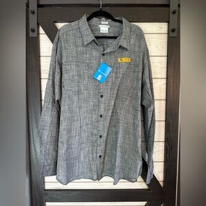 Columbia Gray Casual Button Down Shirt with Relaxed Fit